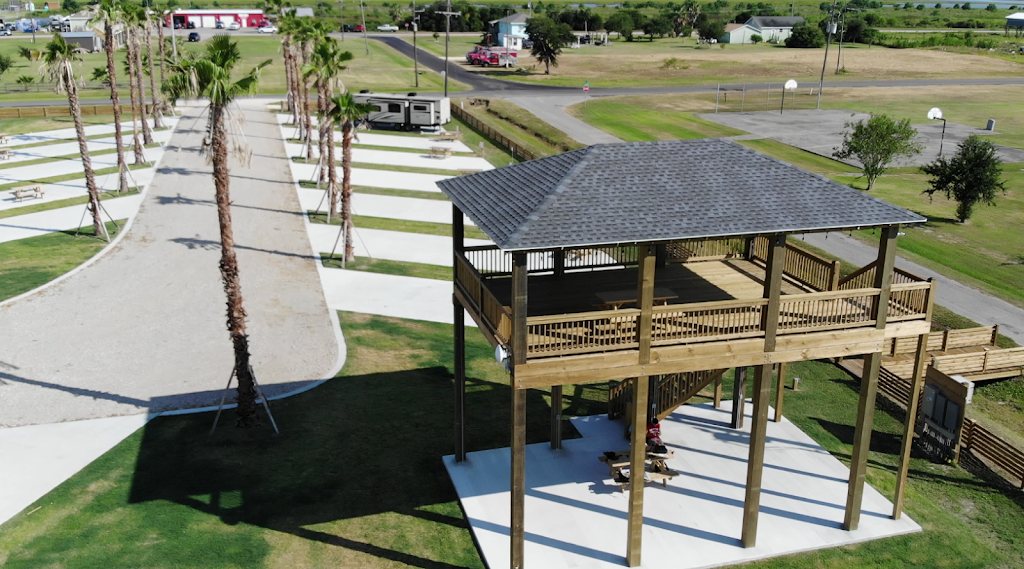 Bay Palms RV Resorts | 1816 Nelson Ave, Port Bolivar, TX 77650, USA | Phone: (409) 440-6707