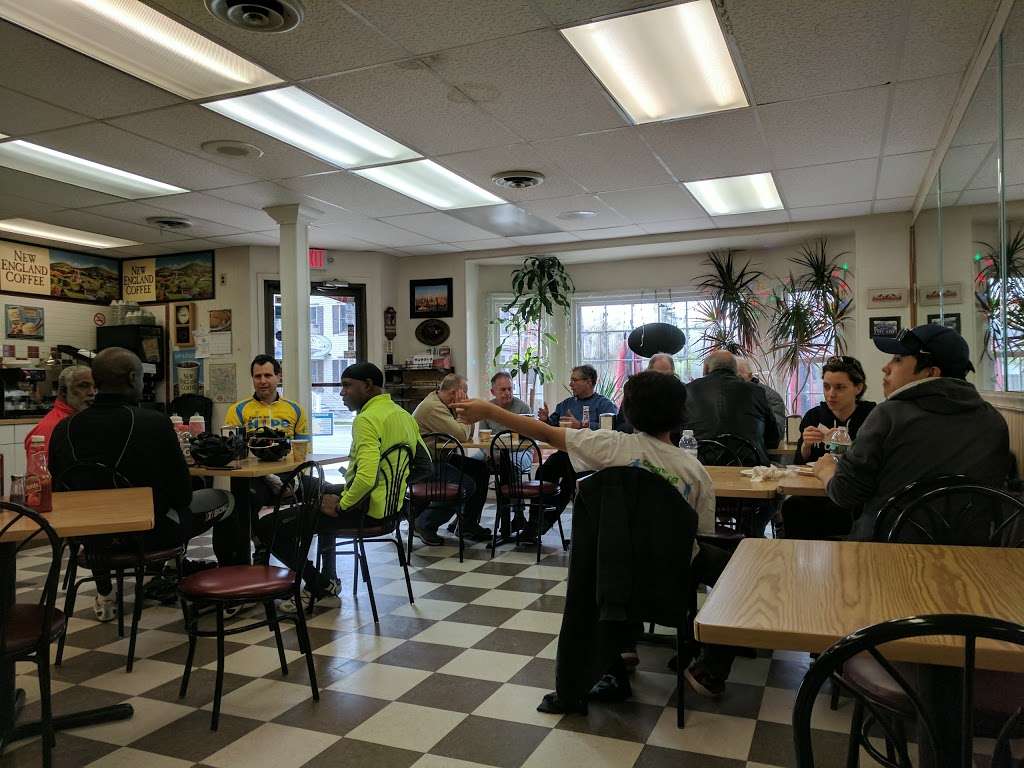 Kingston Deli & Cafe Inc | 52 Main St, Kingston, NJ 08528 | Phone: (609) 497-1253