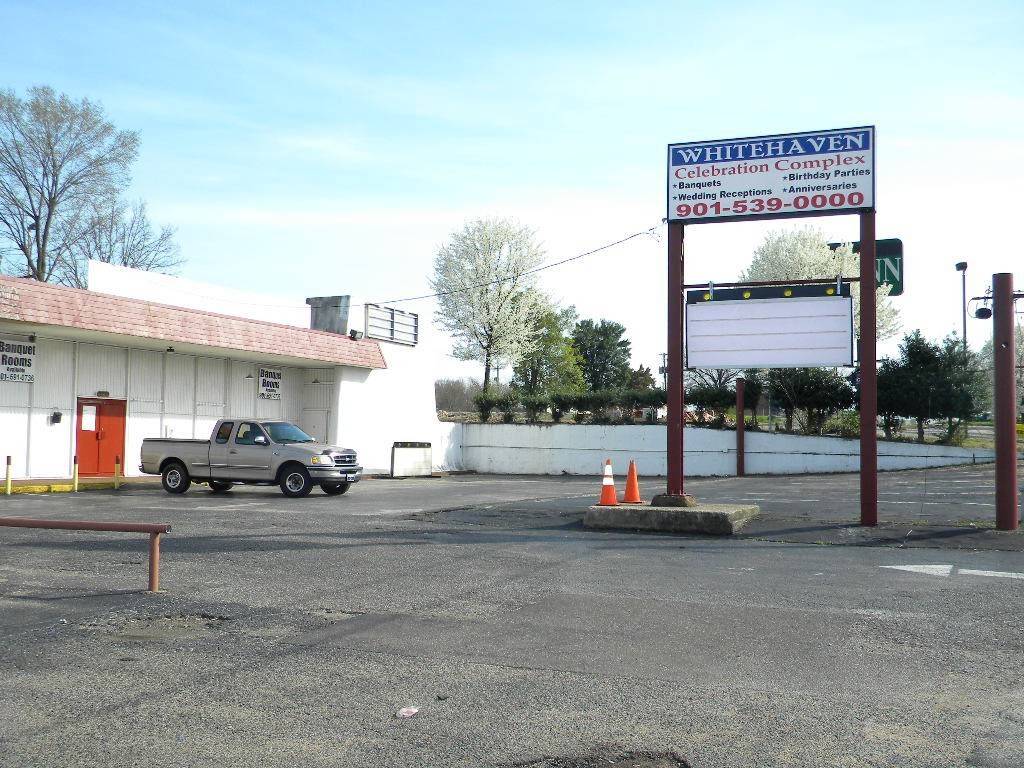 The Vineyard formally Whitehaven Celebration Complex | 3270 Elvis Presley Blvd, Memphis, TN 38116, USA | Phone: (901) 539-0000