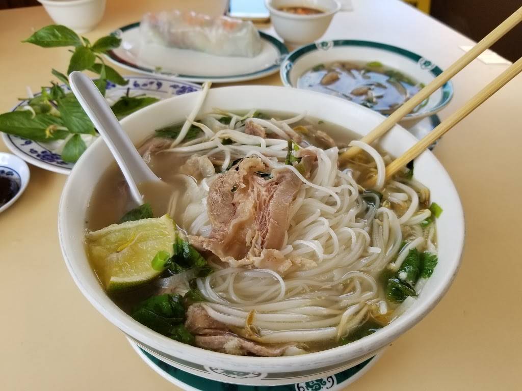 Pho Ca Dao Restaurant | 5223 El Cajon Blvd, San Diego, CA 92115, USA | Phone: (619) 326-1420