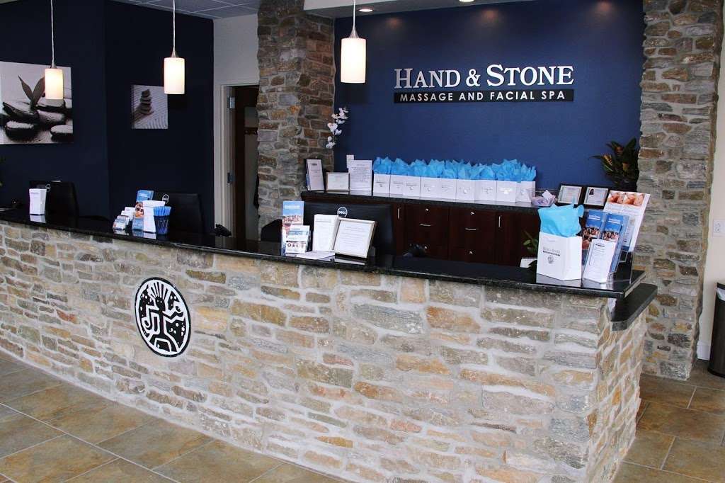 Hand & Stone Massage and Facial Spa | 75 Reaville Ave Suite 3, Flemington, NJ 08822, USA | Phone: (908) 968-9366