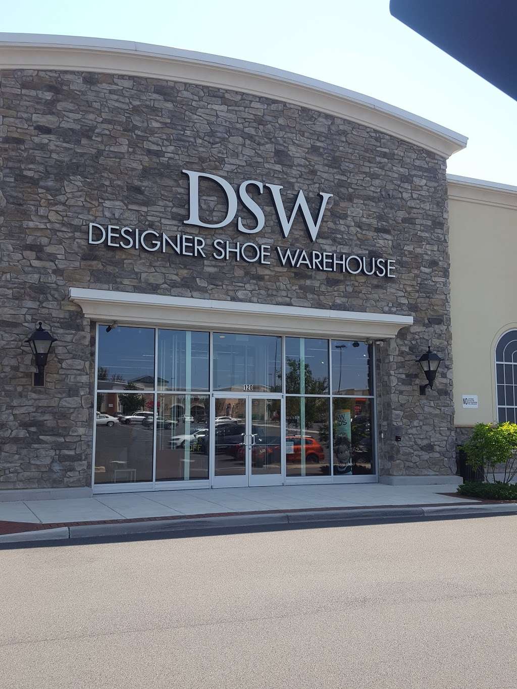 DSW Designer Shoe Warehouse | 24570 Dulles Landing Dr Unit 120, Dulles, VA 20166, USA | Phone: (571) 888-7000