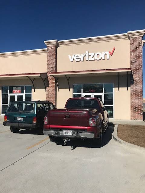 Verizon Authorized Retailer - Your Wireless | 8109 W. Judge Perez Hwy Ste. D, Chalmette, LA 70043, USA | Phone: (504) 510-3272