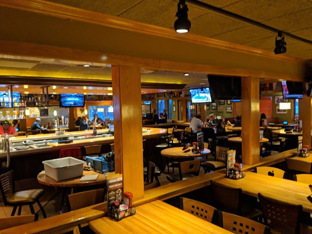Applebees Grill + Bar | 608 S Air Depot Blvd, Midwest City, OK 73110, USA | Phone: (405) 733-8024