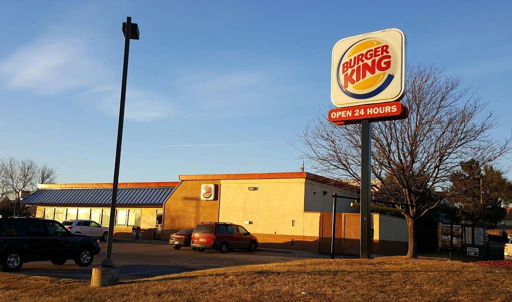 Burger King | 7650 W Quincy Ave, Denver, CO 80123, USA | Phone: (303) 933-4684