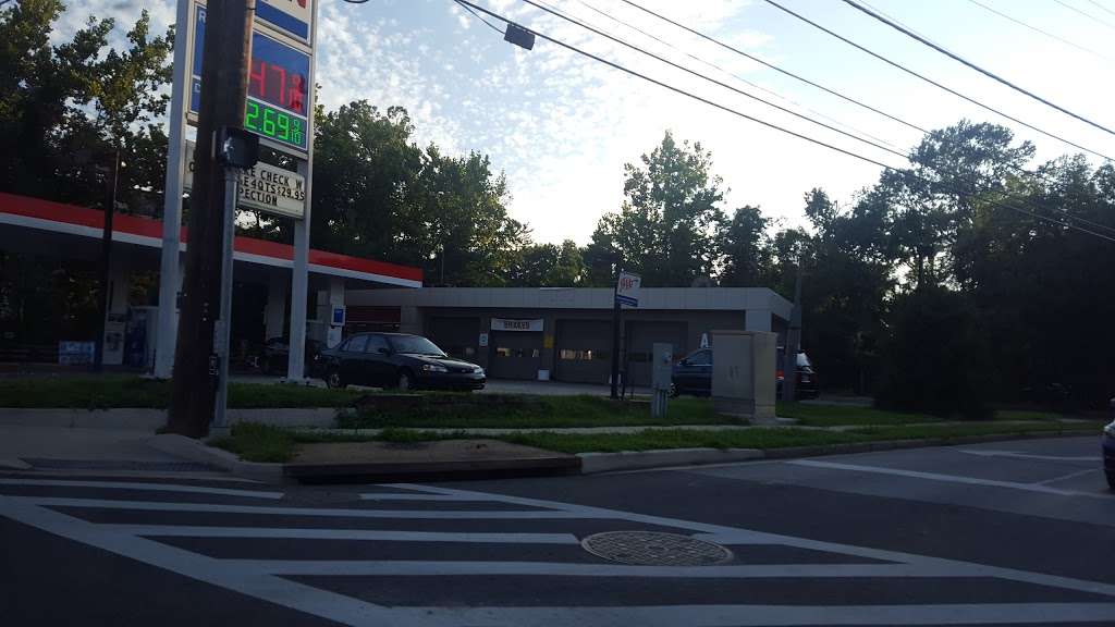 Exxon | 7110 Baltimore Ave, College Park, MD 20740 | Phone: (301) 864-3400
