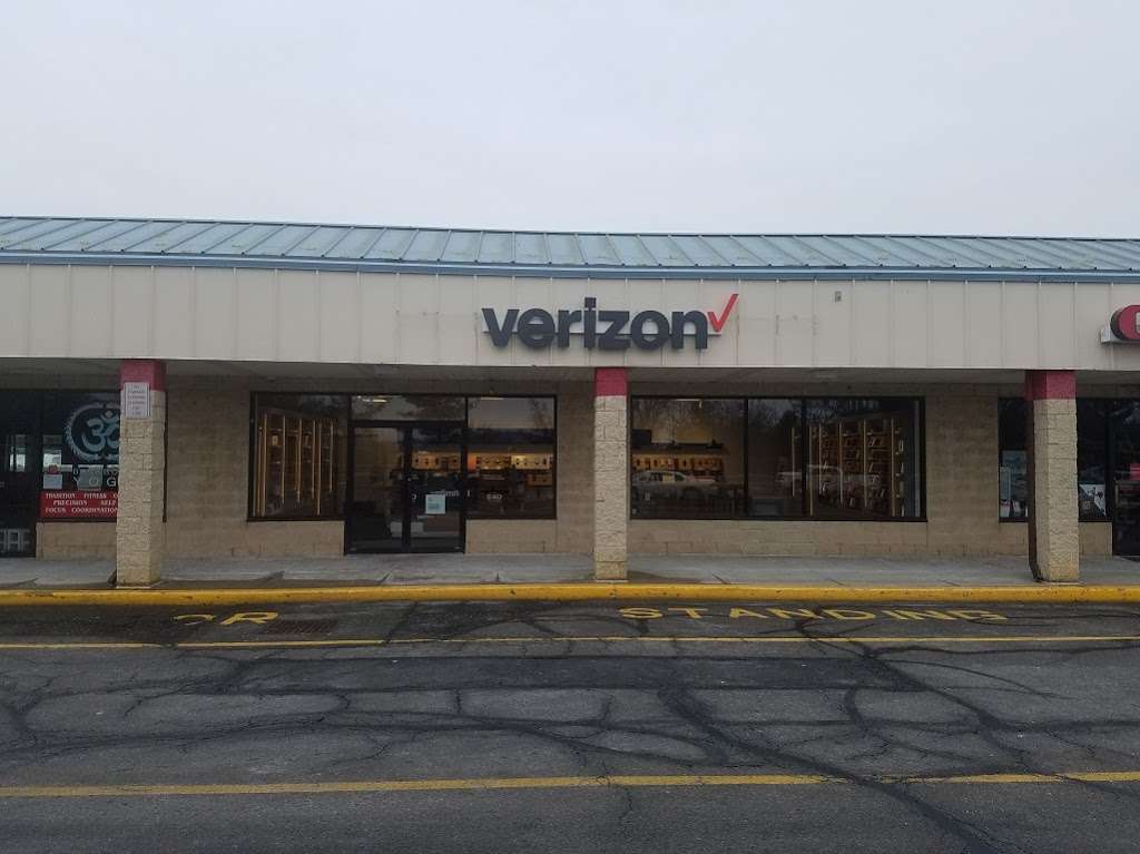 Verizon | 34 Wal-Mart Plz Rt 513 Space 2-3, Clinton, NJ 08809 | Phone: (908) 238-1126