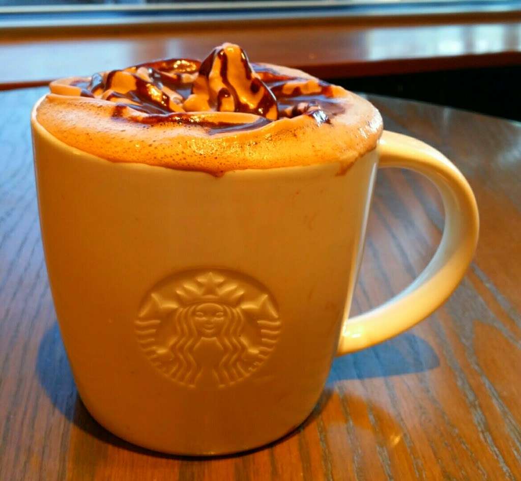 Starbucks | 23105 Three Notch Rd, California, MD 20619, USA | Phone: (240) 895-0361