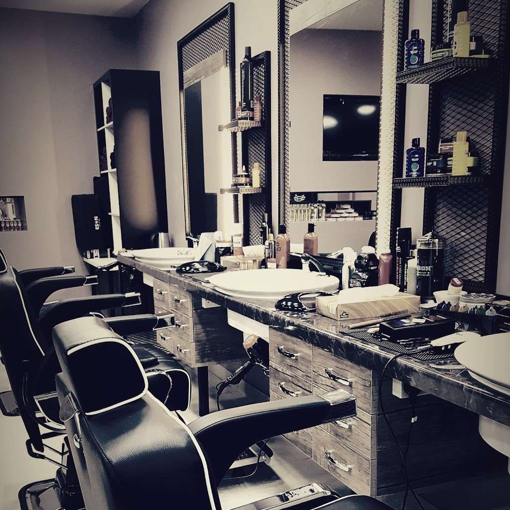 Alex Barbers | 19 Crescent Way, Orpington BR6 9LS, UK | Phone: 01689 637377