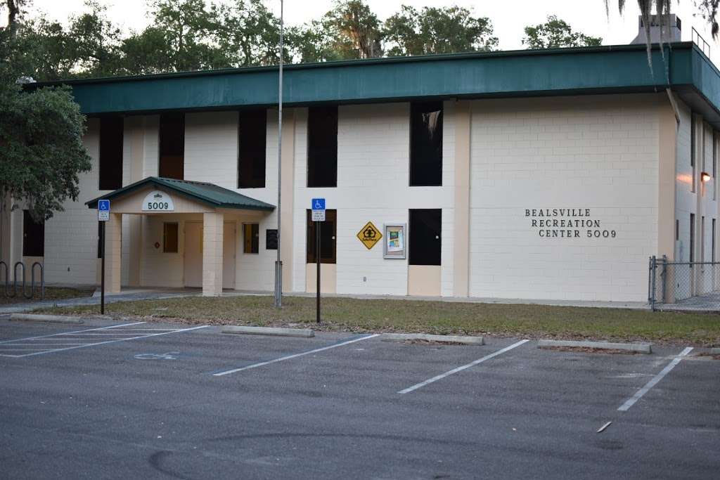 Bealsville Recreation Center | 5009 Nesmith Rd, Plant City, FL 33567, USA | Phone: (813) 757-3821