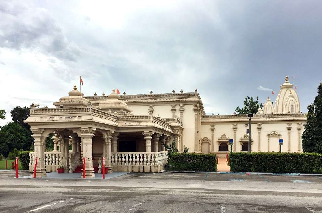 South Florida Hindu Temple | 13010 Griffin Rd, Southwest Ranches, FL 33330, USA | Phone: (954) 252-8802