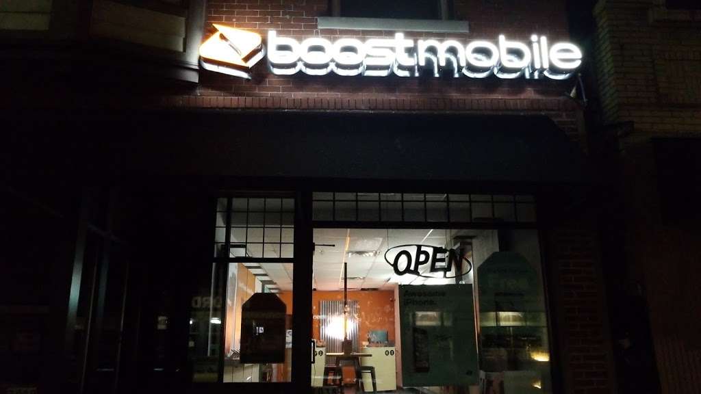 Boost Outlet | 7040 W Greenfield Ave, Milwaukee, WI 53214, USA | Phone: (414) 258-1111