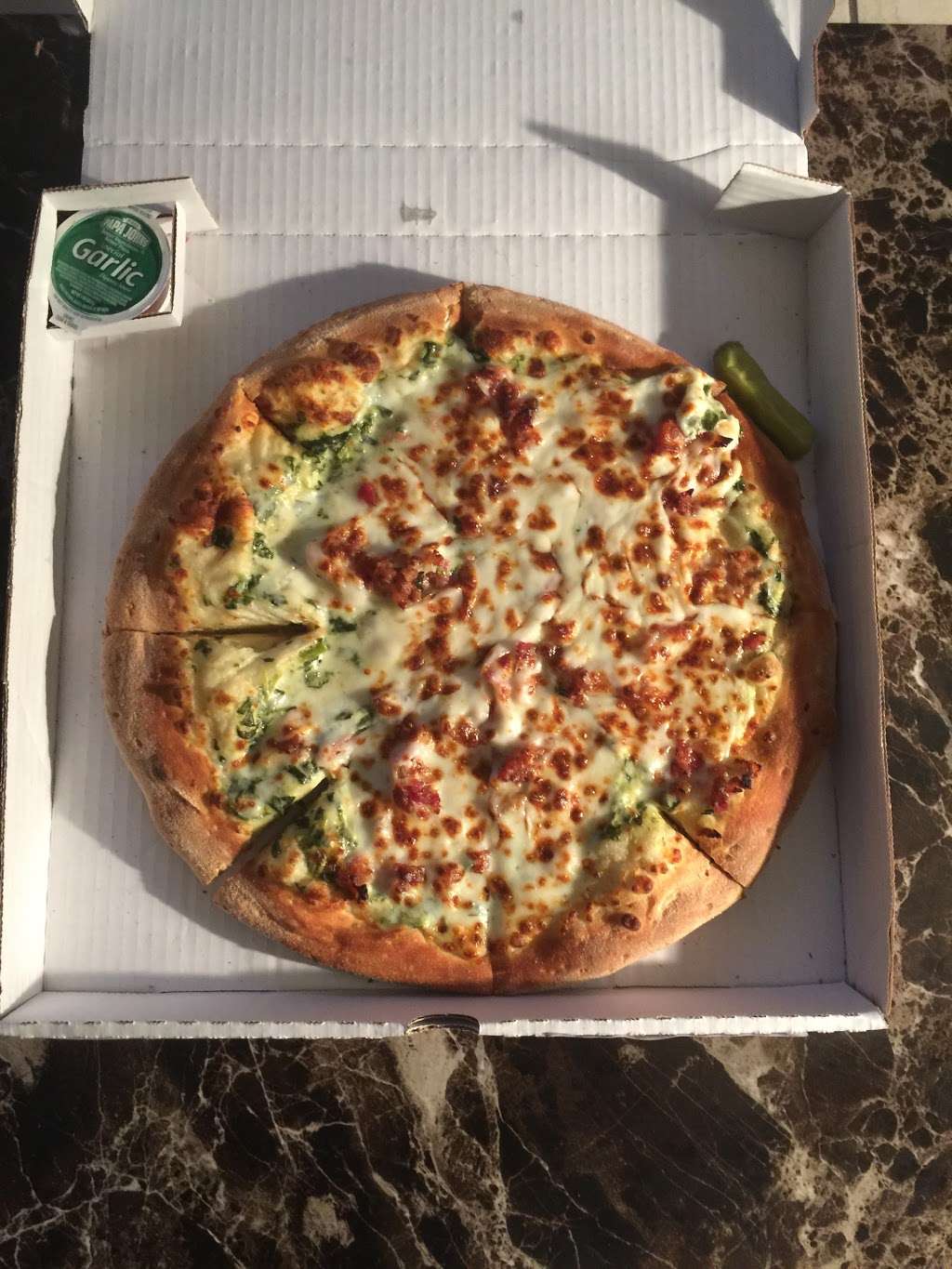 Papa Johns Pizza | 2937 Greenville Ave Suite 170, Dallas, TX 75206 | Phone: (214) 826-7272