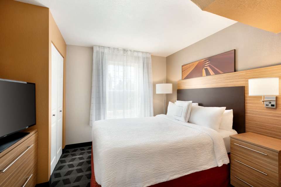 TownePlace Suites by Marriott Denver Southeast | 3699 S Monaco Pkwy, Denver, CO 80237, USA | Phone: (303) 759-9393