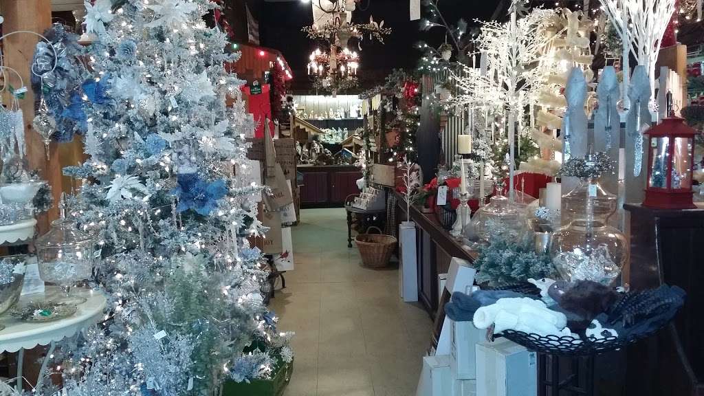 Costellos Christmas & Home - store  | Photo 2 of 7 | Address: 2 Norwood Ave, Deepwater, NJ 08023, USA | Phone: (856) 299-2999