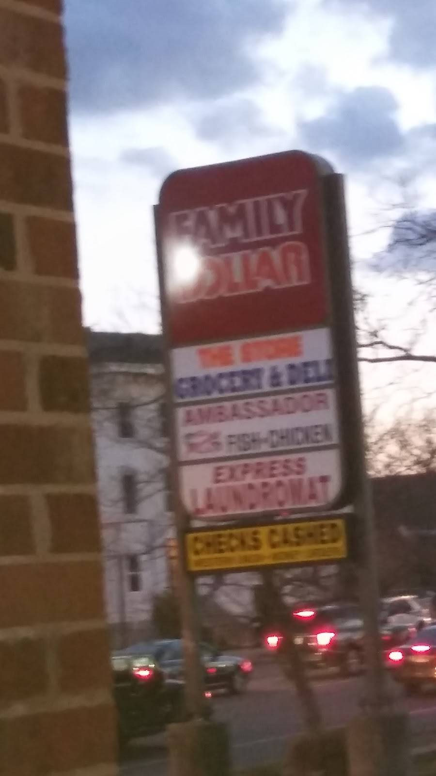 Family Dollar | 131 Clinton Ave, Newark, NJ 07112, USA | Phone: (973) 642-0737