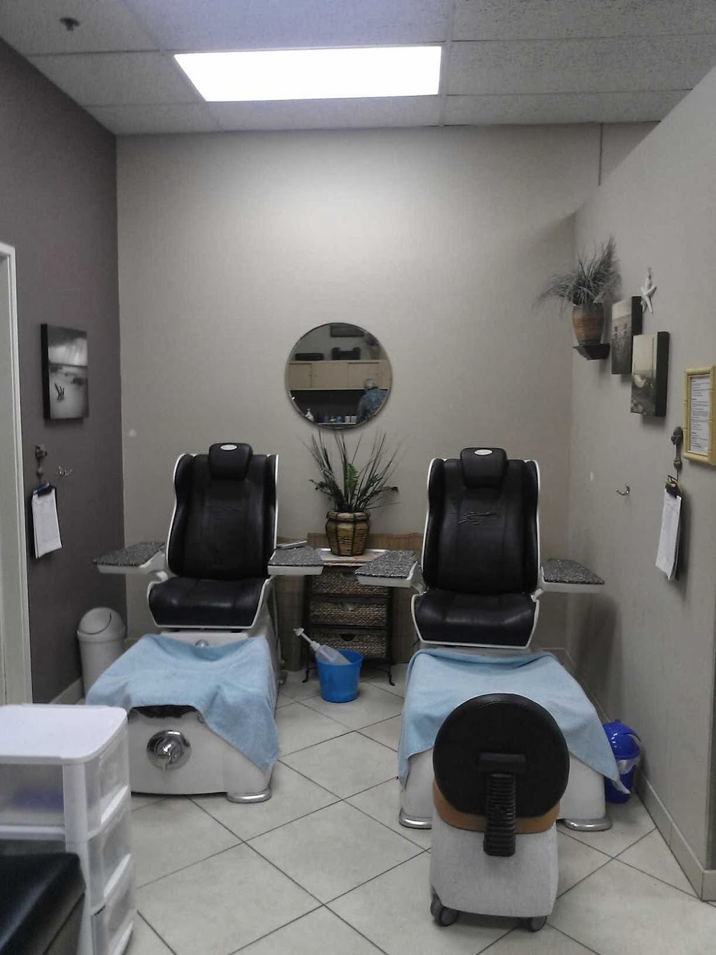 Nails salon & Beauty Spa by Linda | 1850 Marron Rd Ste 110, Carlsbad, CA 92008, USA | Phone: (760) 729-8001