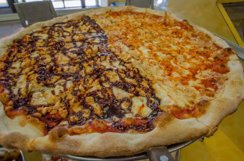 Walts Original Primo Pizza | 35 Shore Rd, Somers Point, NJ 08244, USA | Phone: (609) 927-4464