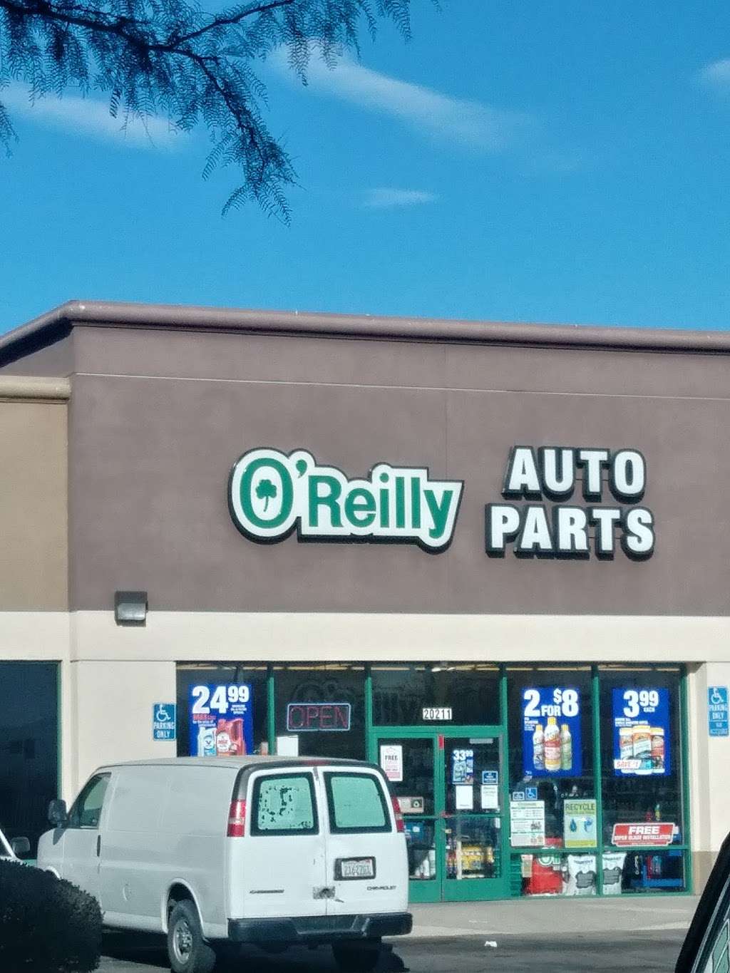 OReilly Auto Parts | 20211 CA-18, Apple Valley, CA 92307, USA | Phone: (760) 242-2448