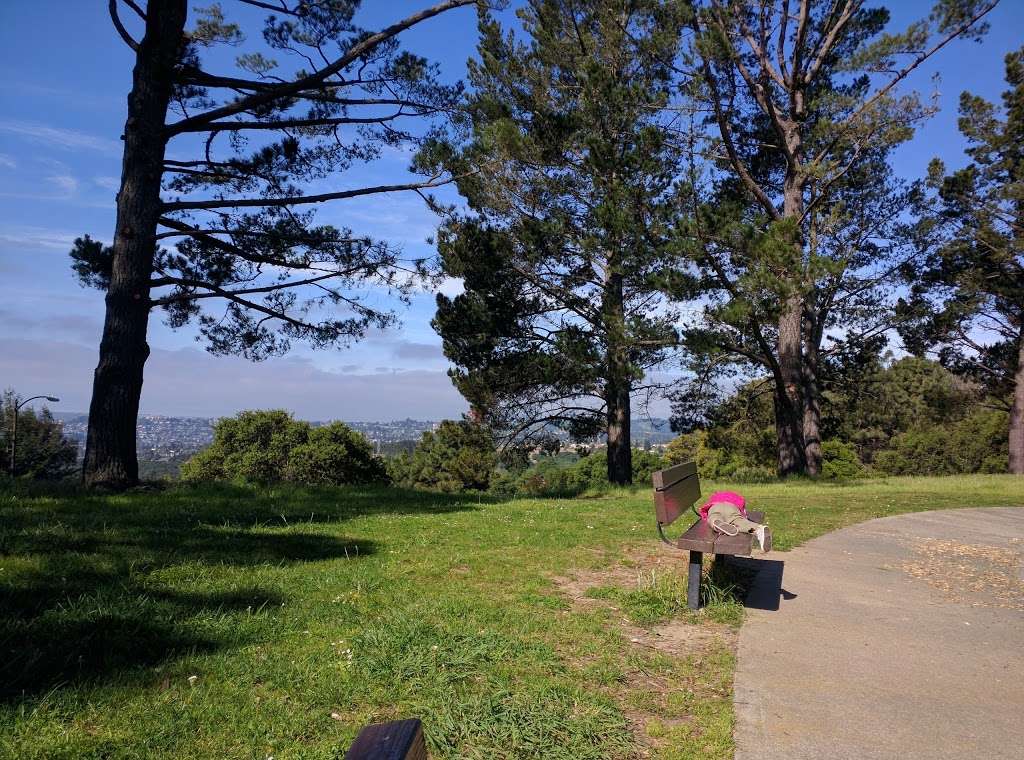 Greenridge Park | 6108 Greenridge Rd, Castro Valley, CA 94546, USA