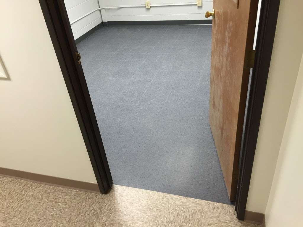 Eagle Flooring Co | 7301 Georgetown Rd # 208, Indianapolis, IN 46268 | Phone: (317) 870-8717