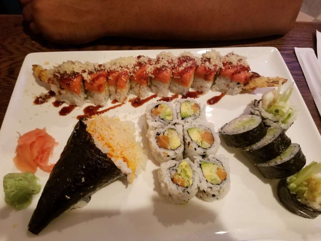 QQ Asian Bistro | 367 Windsor Hwy, New Windsor, NY 12553, USA | Phone: (845) 569-7108 QQ Asian Bistro | 367 Windsor Hwy, New Windsor, NY 12553, USA | Phone: (845) 569-7108