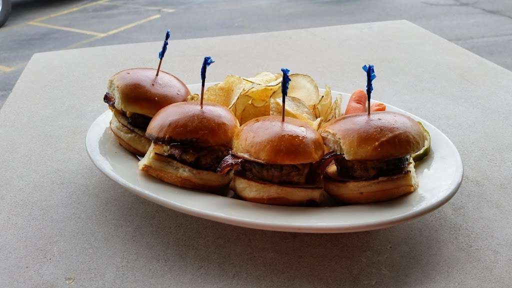 Cleveland Pub & Grill | 14000 W Cleveland Ave, New Berlin, WI 53151, USA | Phone: (262) 754-5337