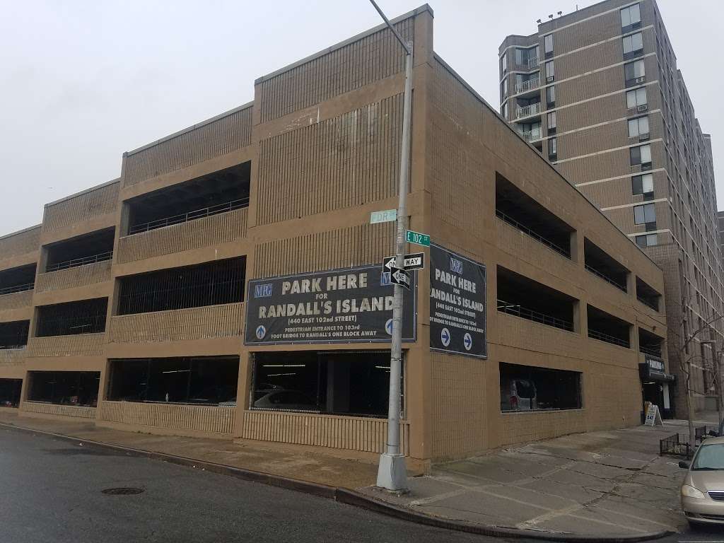 MPG: Manhattan Parking (Uptown 3) | 440 E 102nd St, New York, NY 10029 | Phone: (212) 860-7741