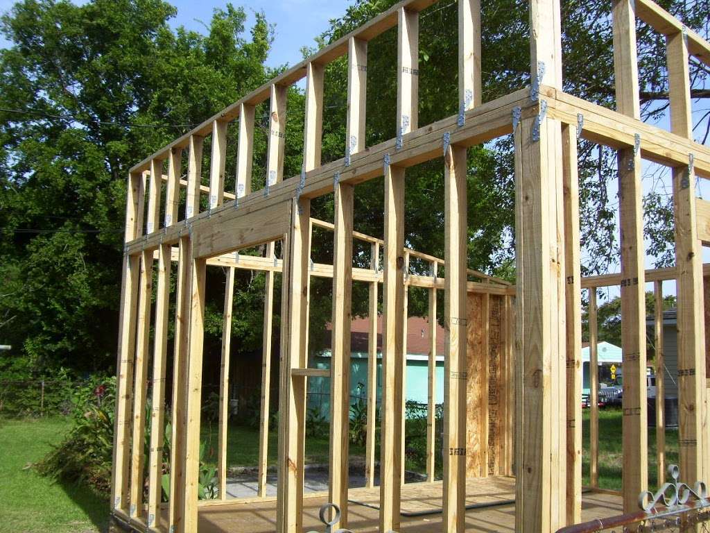 Advanced Quality Remodeling | 2702 S Houston Dr, La Marque, TX 77568, USA | Phone: (409) 935-4872