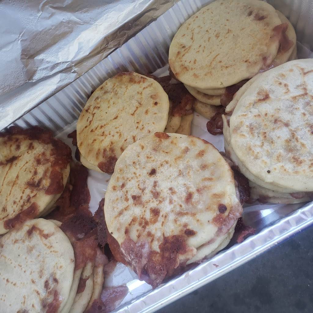 Pupusas Doña Tita | 700 W Compton Blvd, Compton, CA 90220 | Phone: (323) 384-2887