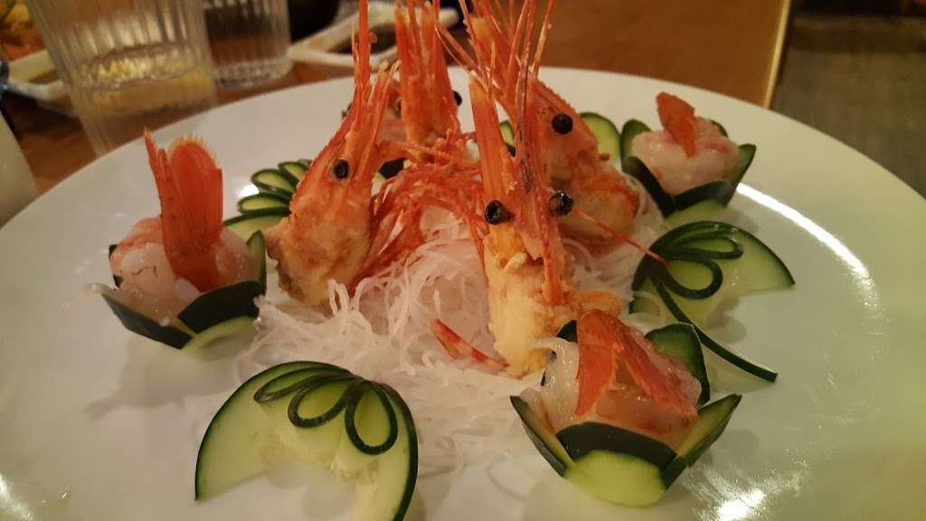 Akio Sushi & Poke | Near DMV, 235 Lancaster Ave, Malvern, PA 19355, USA | Phone: (610) 889-3888