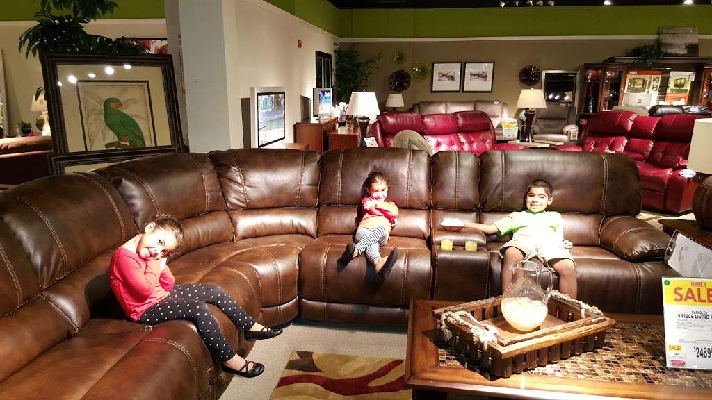 Kanes Furniture - Ocoee | 9775 W Colonial Dr, Ocoee, FL 34761 | Phone: (407) 521-1905