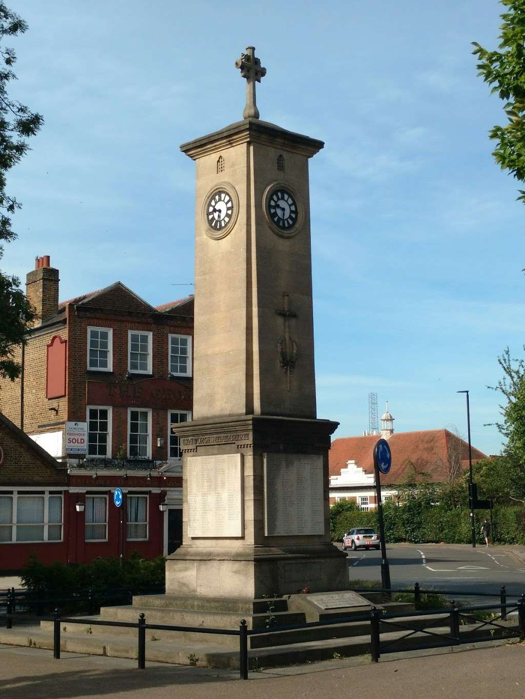 Isleworth War Memorial | Isleworth TW7, UK