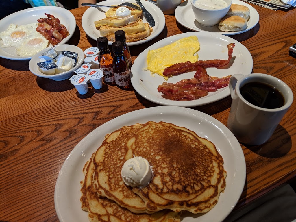 Cracker Barrel Old Country Store | 1855 W Diehl Rd, Naperville, IL 60563, USA | Phone: (630) 778-6699