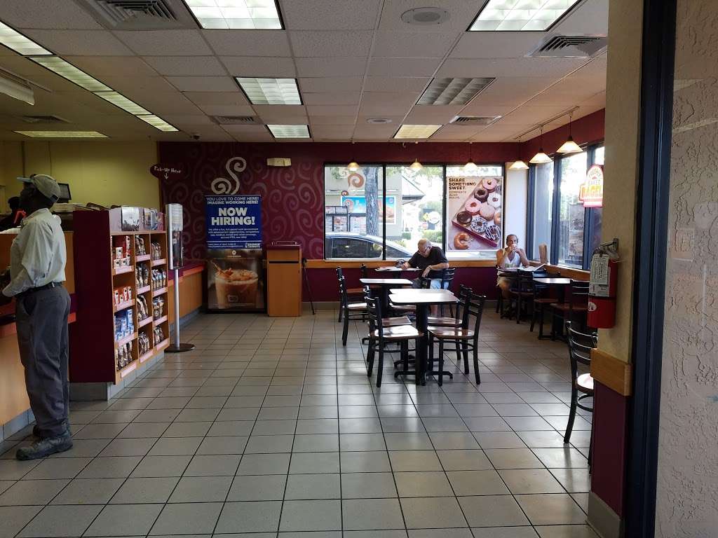 Dunkin Donuts | 1305 S Military Trail, Deerfield Beach, FL 33442 | Phone: (954) 281-1816