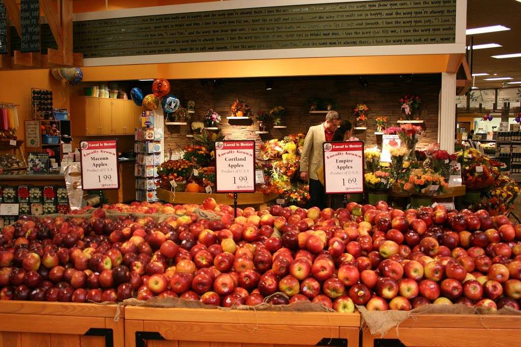 Roche Bros. Norton | 175 Mansfield Ave #1, Norton, MA 02766, USA | Phone: (508) 285-3600