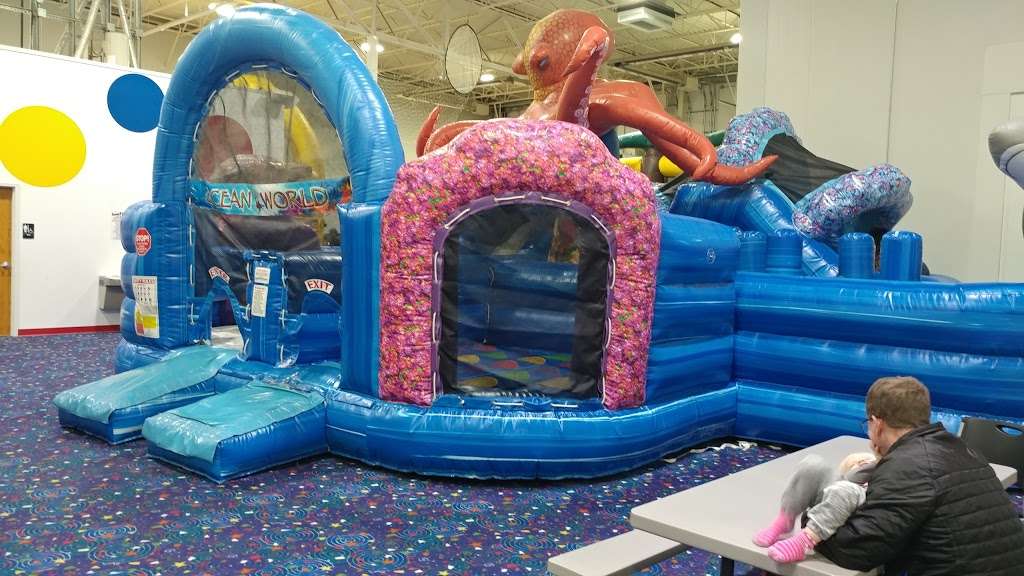 Bellas Bouncies Jump Center - Volo | 31223 N US Hwy 12, Volo, IL 60073 | Phone: (847) 546-7000