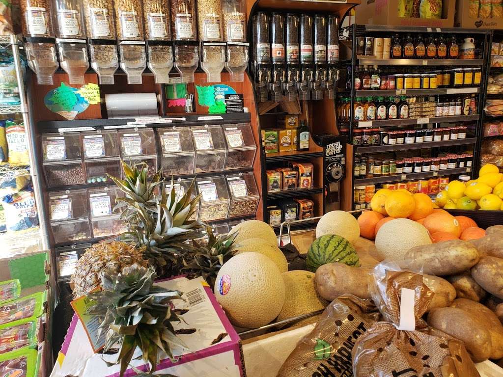 Temescal Produce Market | 5121 Telegraph Ave, Oakland, CA 94609, USA | Phone: (510) 923-1866