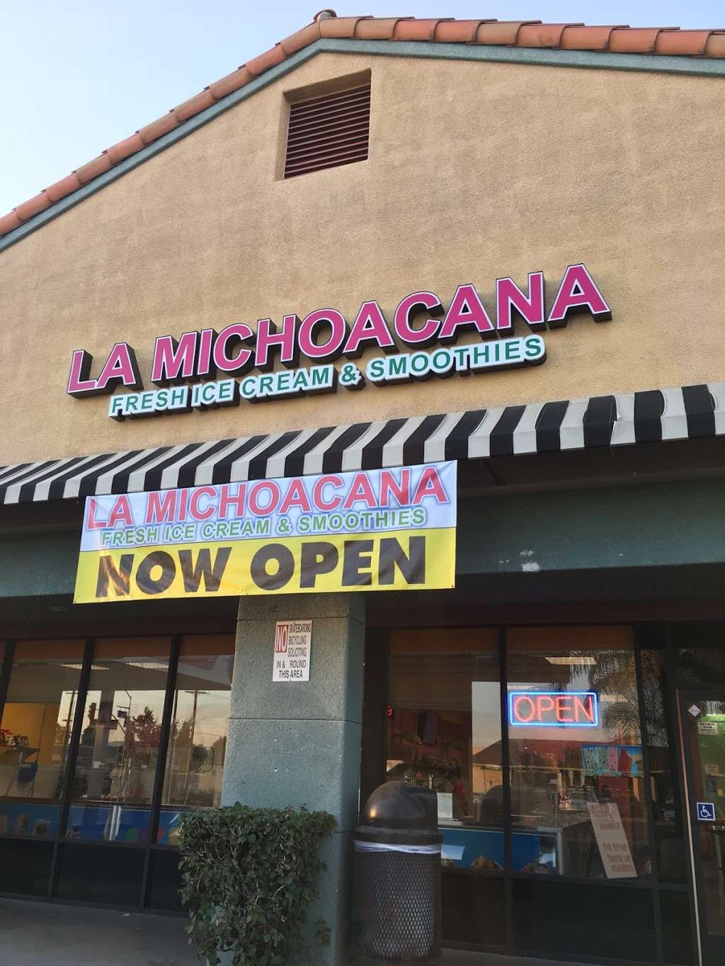 La Michoacana Fresh Ice Cream & Smoothies | 4726 Riverside Dr suite d, Chino, CA 91710, United States | Phone: (909) 465-5566