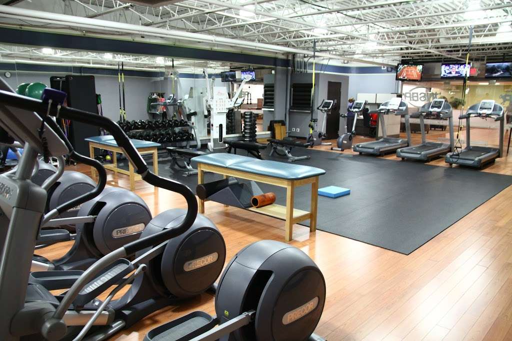 College Park Athletic Club | 2223 Half Day Rd, Deerfield, IL 60015, USA | Phone: (847) 948-5330