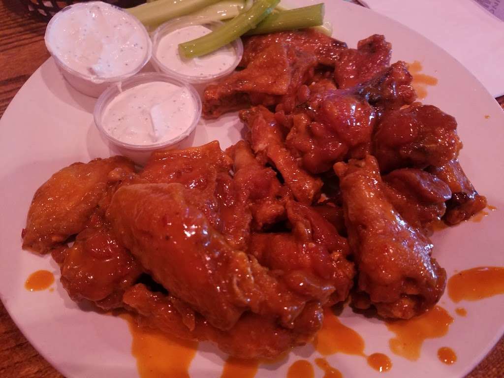 Wild Wing Cafe | 9539 Pinnacle Dr #200, Charlotte, NC 28262 | Phone: (704) 708-9453