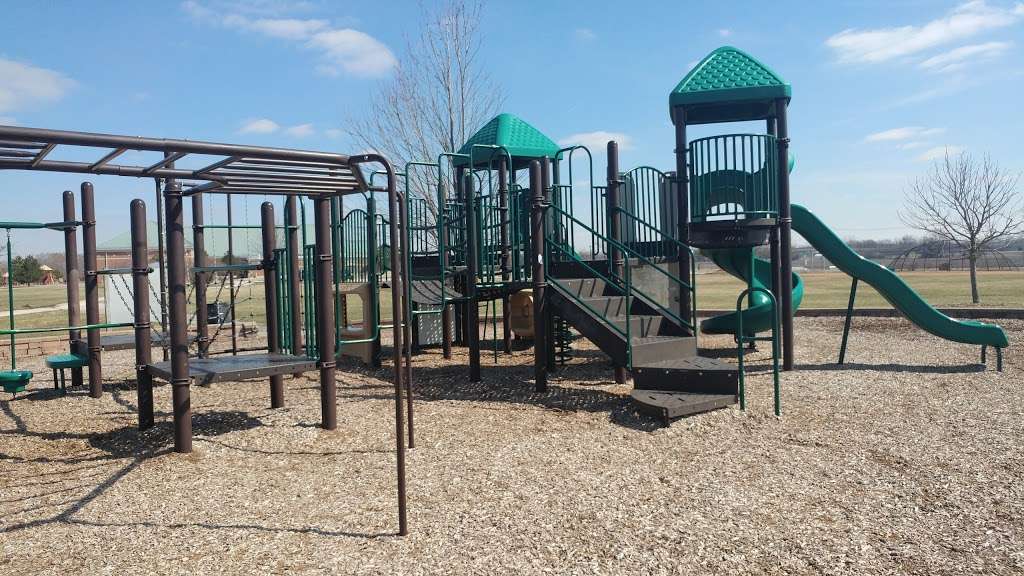 Cornerstone Lakes Park | 2199 Smith Rd, West Chicago, IL 60185, USA | Phone: (630) 293-9474