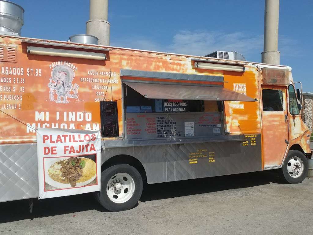 mi lindo Michoacan food truk | 8353 Winkler Dr, Houston, TX 77017, USA