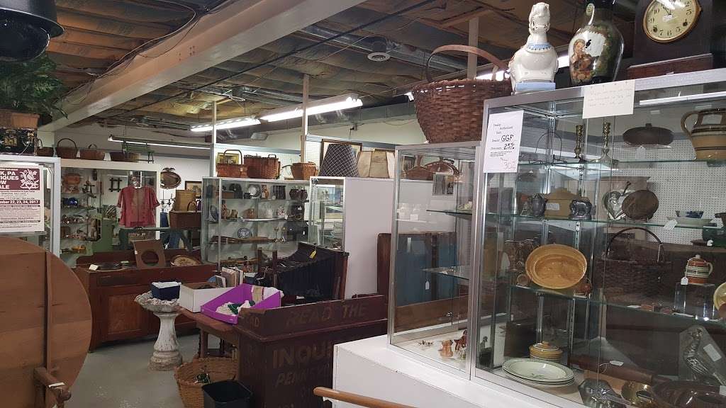 New Oxford Antique Center 333 Lincoln Way W, New Oxford, PA 17350