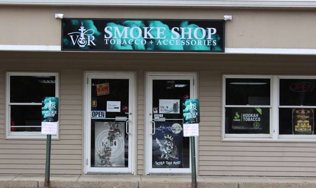 V&R SMOKE SHOP | 130 Mansfield Ave, Norton, MA 02766, USA | Phone: (508) 285-4026