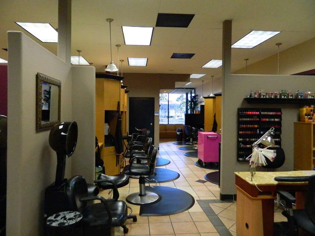 Mane Moves & Body Works | 7171 Warner Ave Suite E, Huntington Beach, CA 92647 | Phone: (714) 842-4221