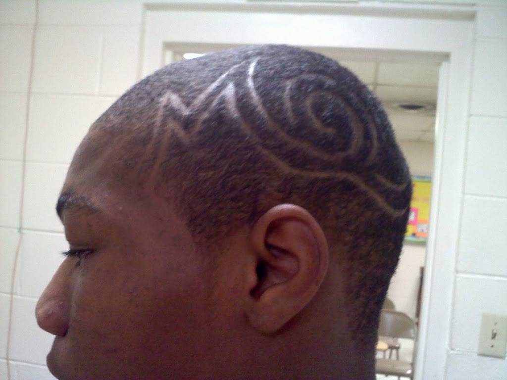 Deuce of Fades | 5021 Wake Forest Hwy Ste D, Durham, NC 27703, USA | Phone: (919) 886-3335