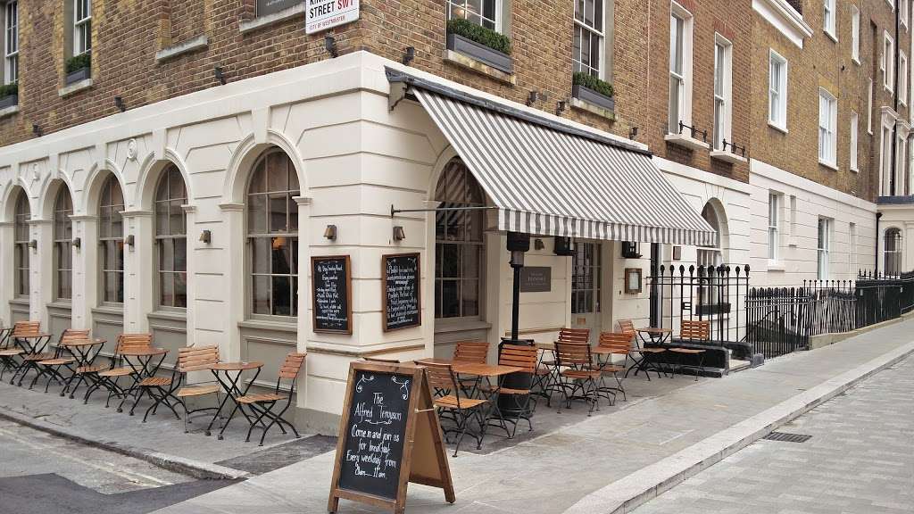 The Alfred Tennyson Pub Belgravia | 10 Motcomb St, London SW1X 8LA, United Kingdom | Phone: +44 20 7730 6074