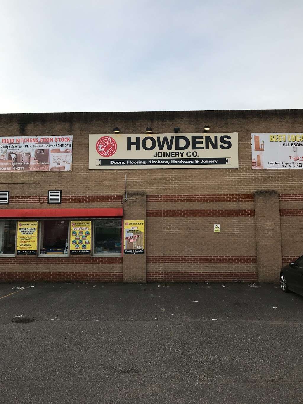 Howdens Joinery - Ilford | 350 - 362 High Rd, Ilford IG1 1QP, UK | Phone: 020 8514 4211