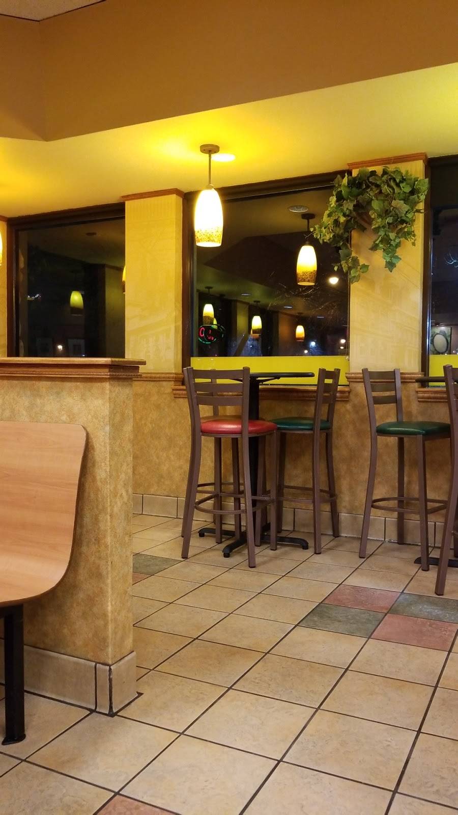 Subway | 7630 W Bluemound Rd, Wauwatosa, WI 53213, USA | Phone: (414) 771-6114